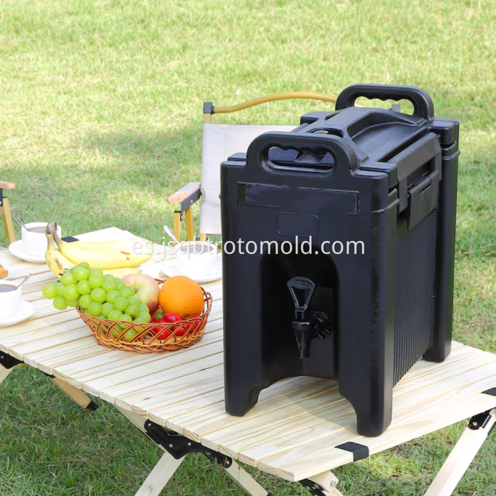 Insulated Beverage Dispenser